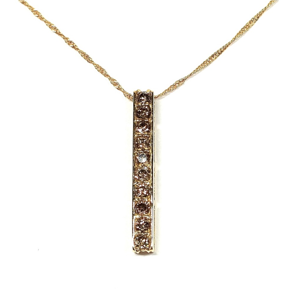 18K Yellow Gold with 0.30 Natural Diamond